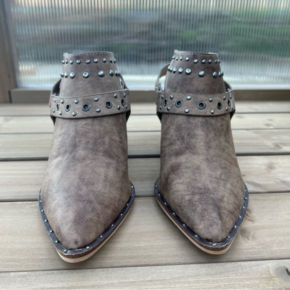 A Rider Girl Western Boho Studded Slingback, 6 - Picture 3 of 9